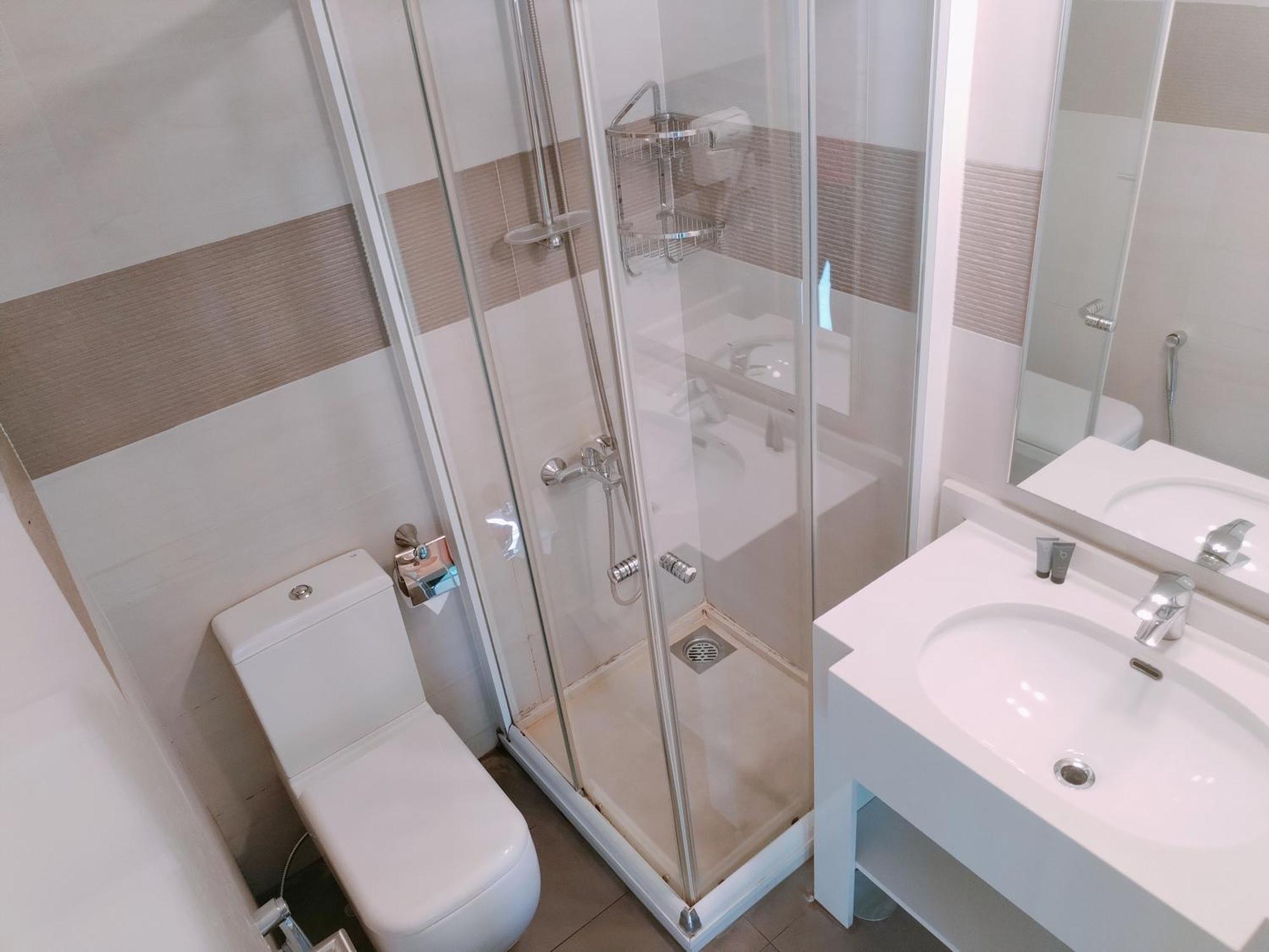 Mateus Hotel & Pool Jounieh Eksteriør billede