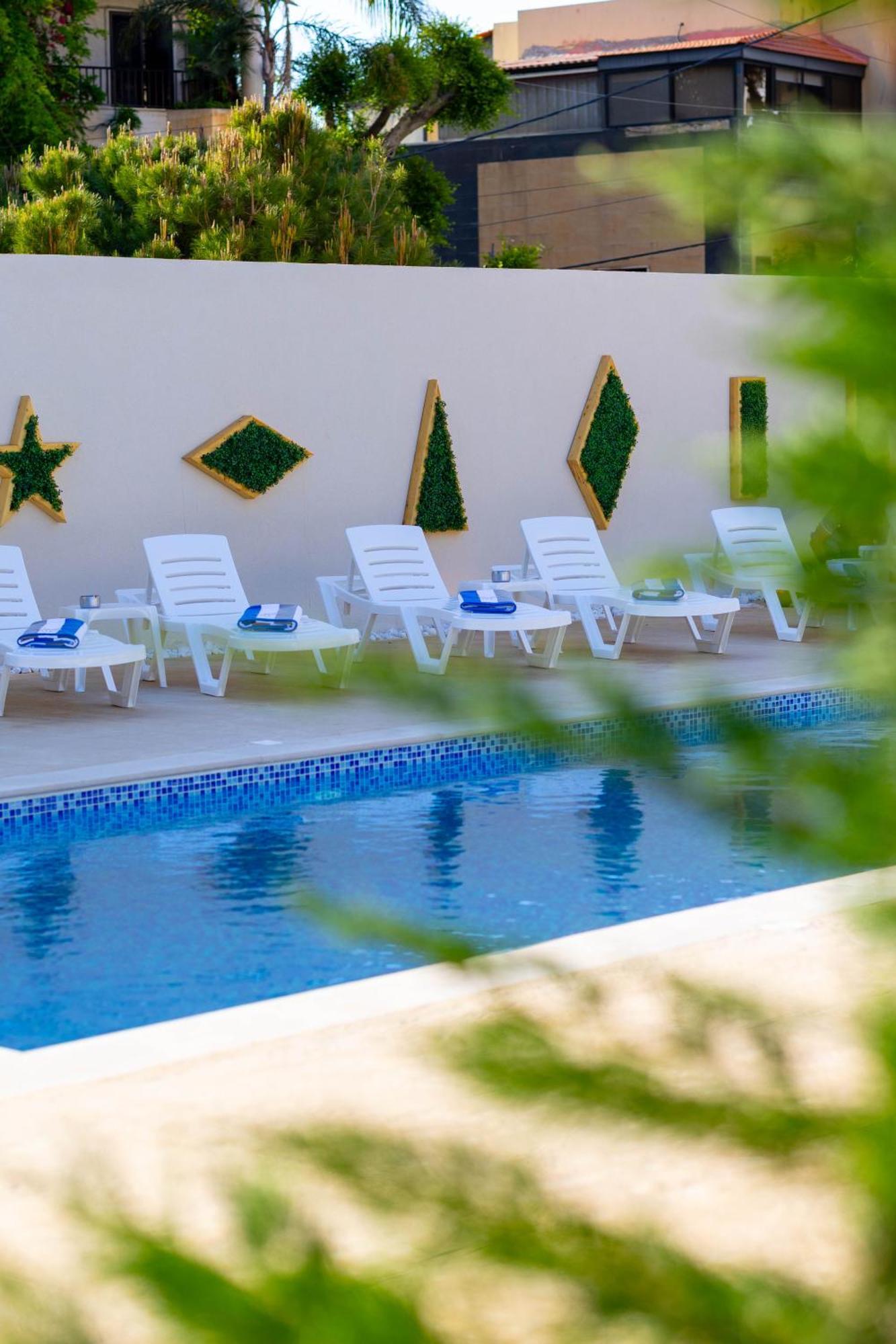 Mateus Hotel & Pool Jounieh Eksteriør billede