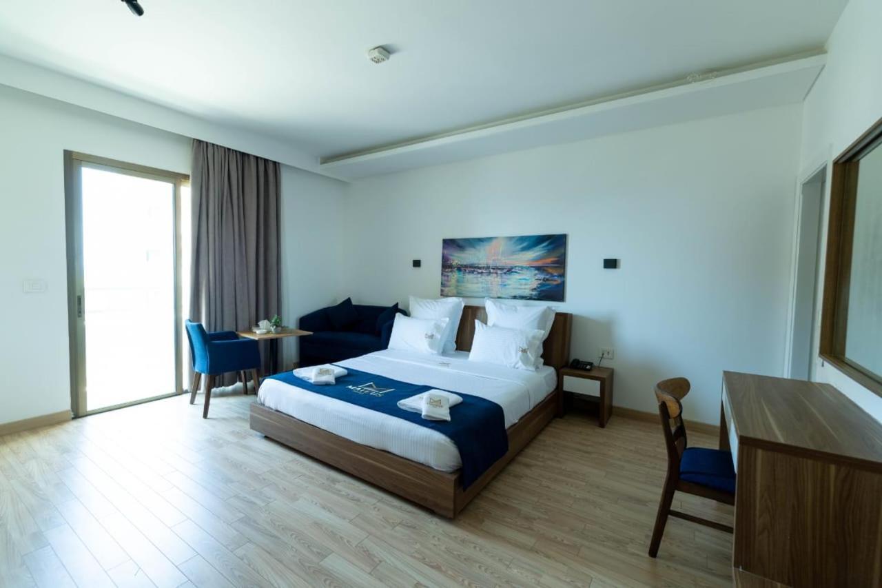 Mateus Hotel & Pool Jounieh Eksteriør billede