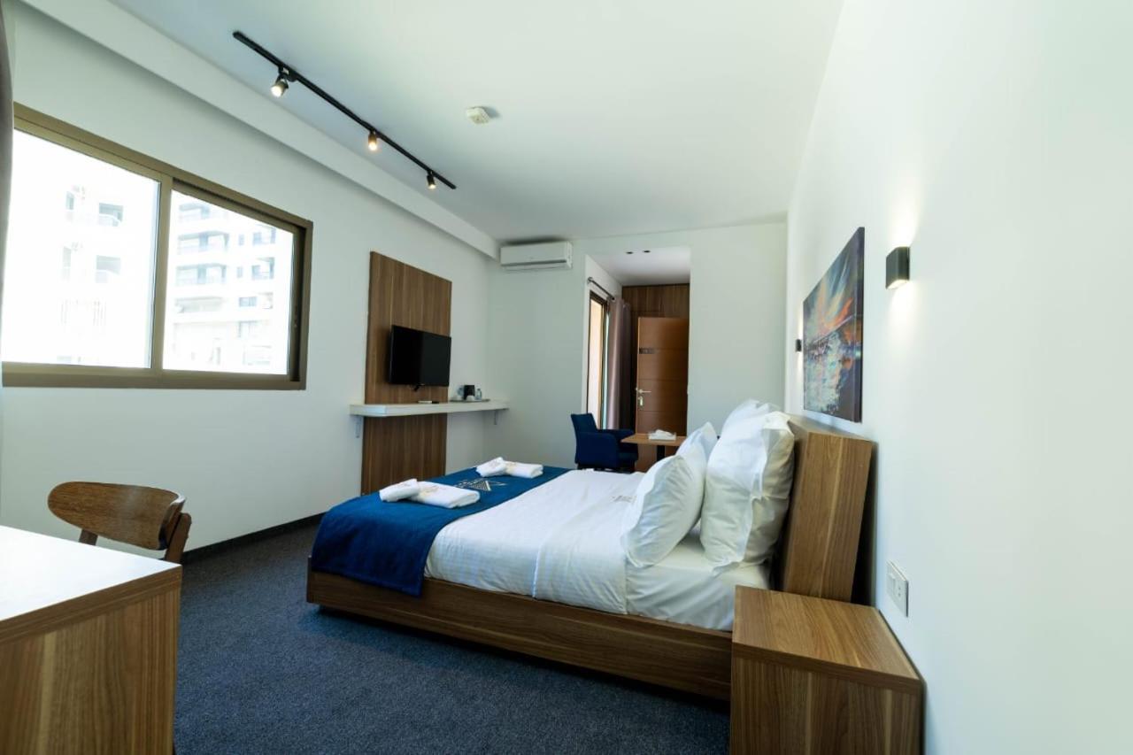 Mateus Hotel & Pool Jounieh Eksteriør billede