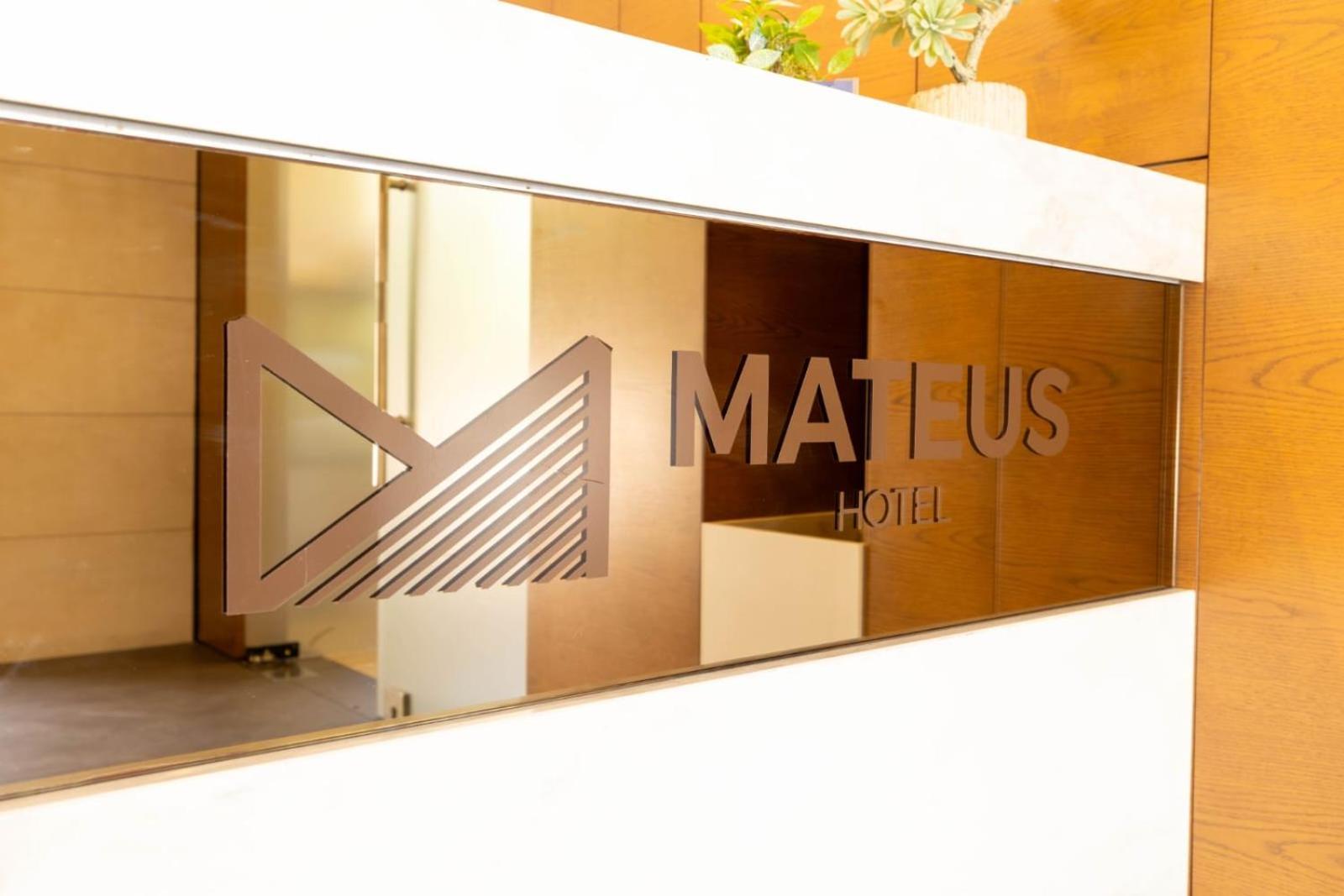 Mateus Hotel & Pool Jounieh Eksteriør billede